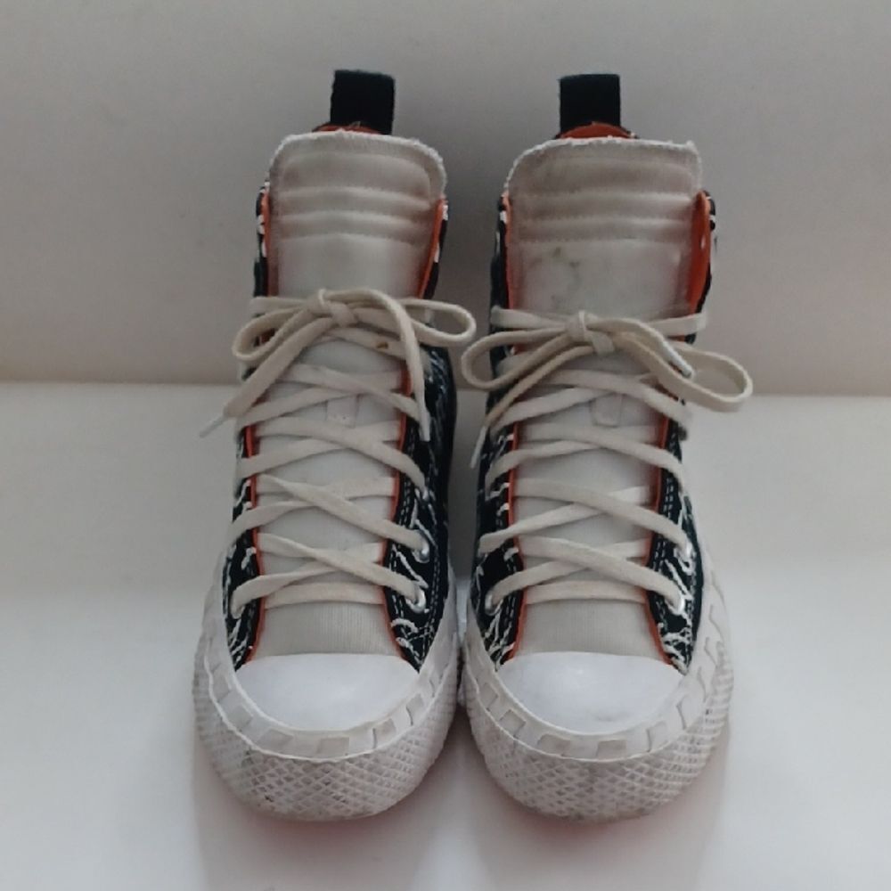 Stylish Kids High-Top Sneakers - White and Black